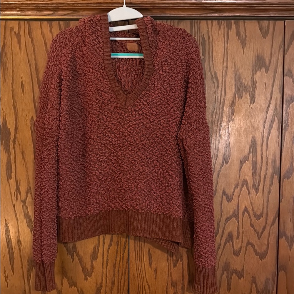 POL Maroon Textured Popcorn Knit Hoodie Sweater Women’s Oversized Cozy Pullover